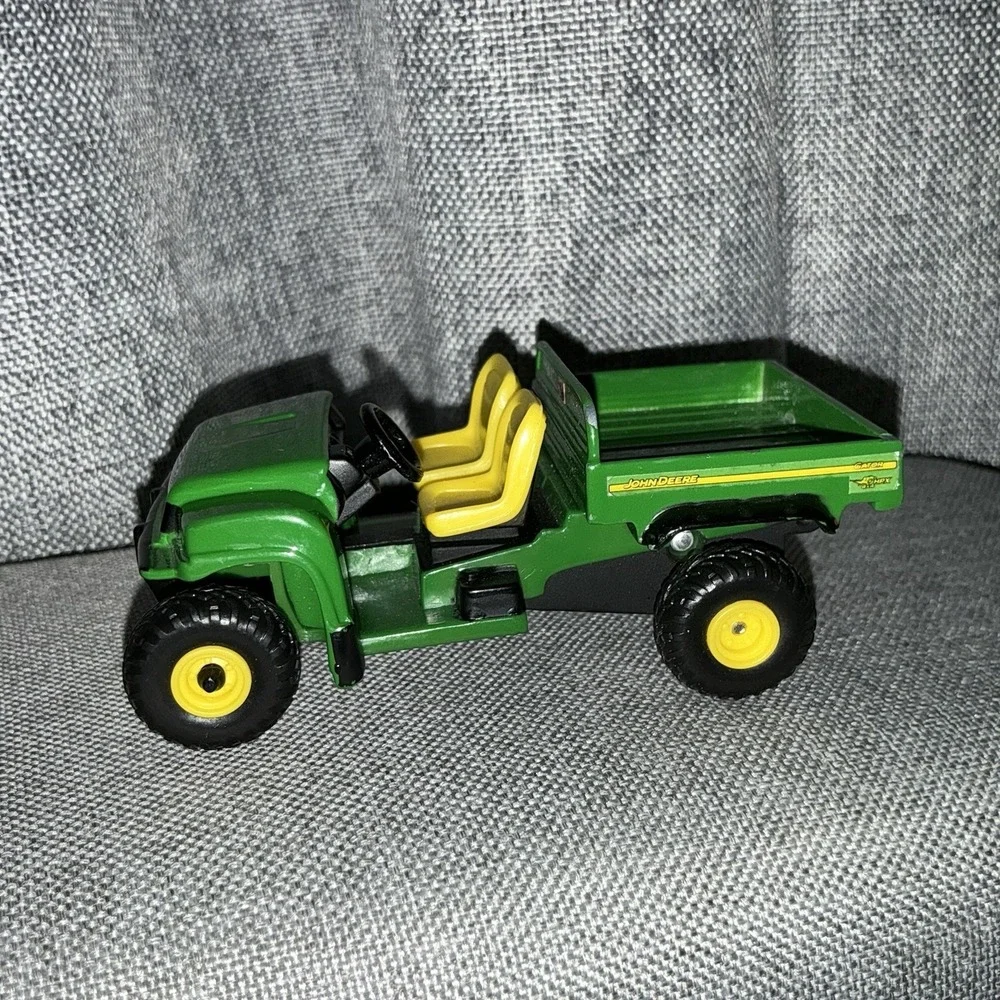 John Deere HPX 4x4 Gator  Ertl 1/64 Scale diecast farm toy tractor implement